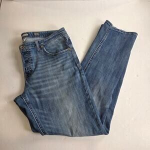 BKE Nolan Distressed Denium Med Wash, Straight Leg, Stretch Classic Fit 38wx34L